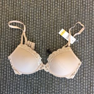 Natori Lace Padded Bra, size 36A